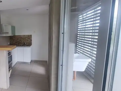 Departamento en Alquiler con 1 cocheras