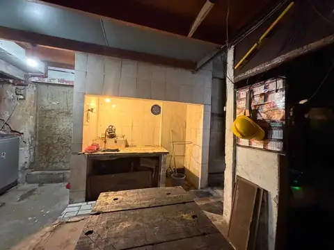 Vendo casa 6 dormitorios 2 baños inversión Reducto