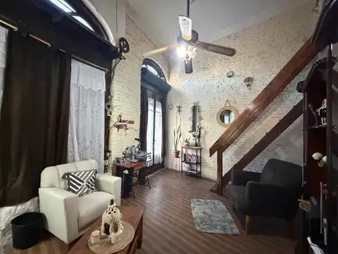 Vendo casa 6 dormitorios 2 baños inversión Reducto