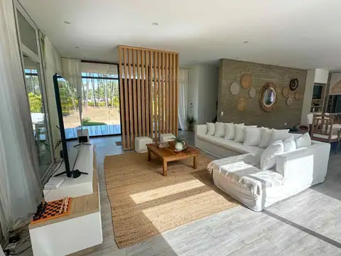 Casa en Venta en Álamos 2, USD 420.000