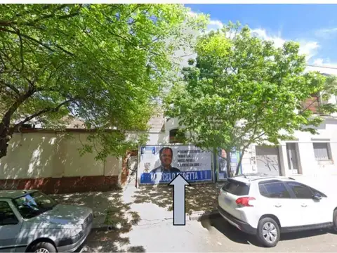 CASA EN CHACARITA - LOTE PROPIO