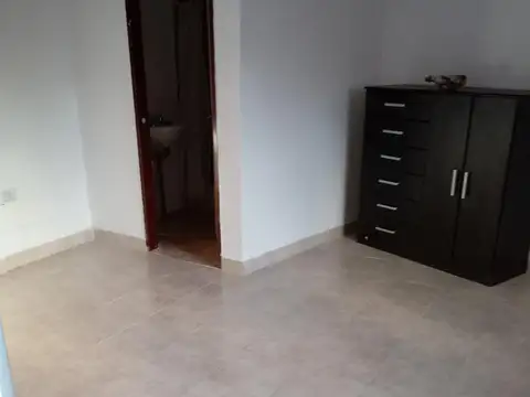 Depto Tipo Casa en Alquiler de Monoambiente