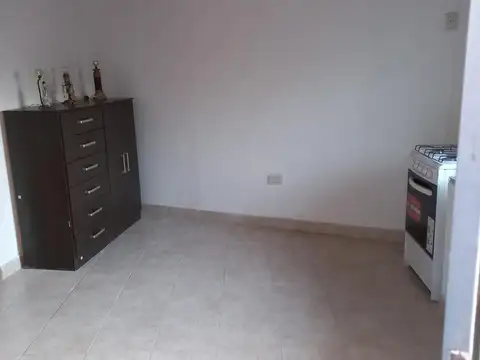 Departamento tipo casa en alquiler en El Palomar