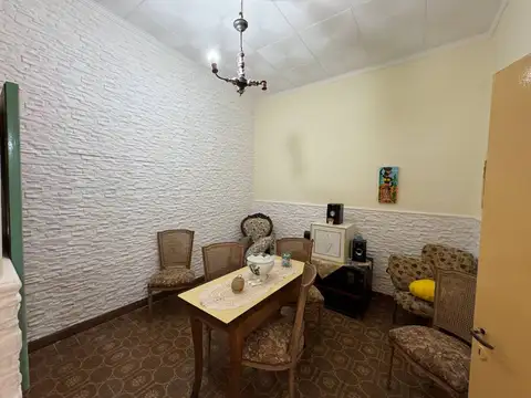 Depto Tipo Casa en Venta 56 años