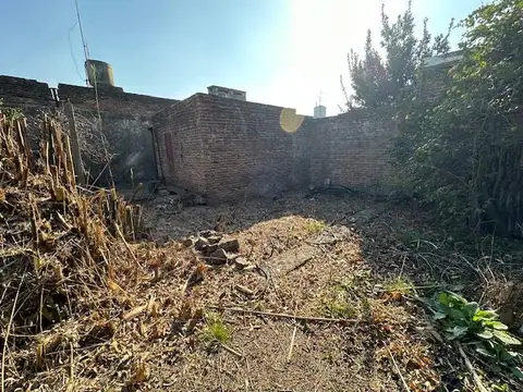 Terreno en Venta 31  mts Fondo