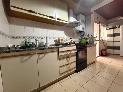 Avenida Centenario 200, Piso PB