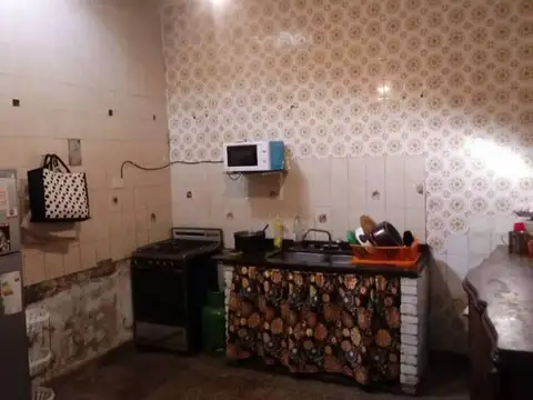 Local Roque Saenz Peña 23 Capitán Bermudez