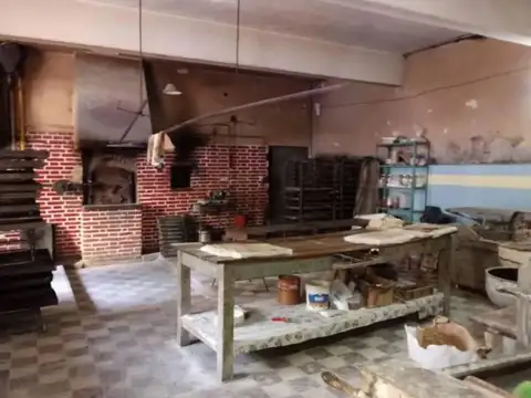 Local Roque Saenz Peña 23 Capitán Bermudez