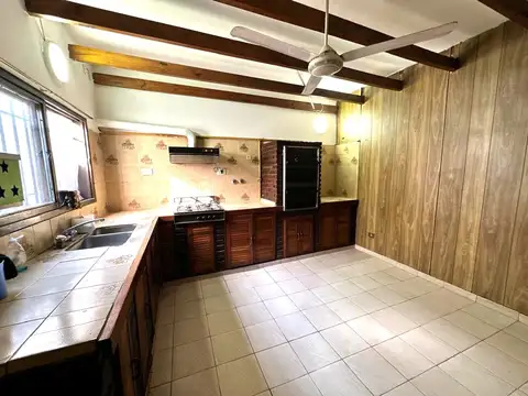 Depto Tipo Casa en Alquiler de 3 ambientes