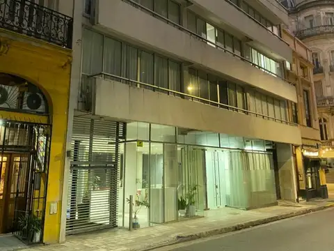 RIVADAVIA, AV. 1100