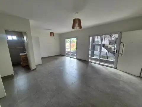Departamento en Alquiler en Villa Dominico, $ 550.000