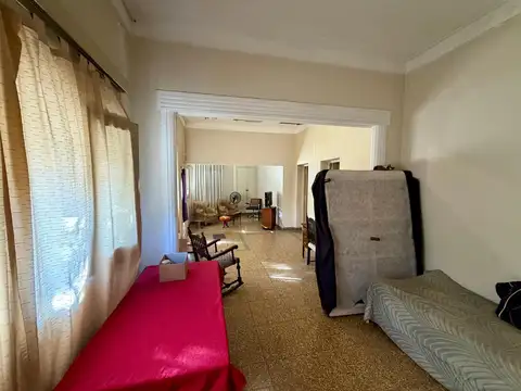 Casa en Venta en Alberdi, USD 145.000