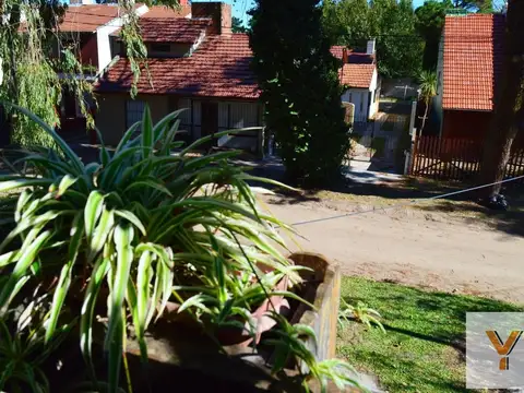 Depto Tipo Casa en Venta de 5 ambientes
