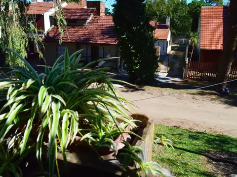 Depto Tipo Casa en Venta de 5 ambientes