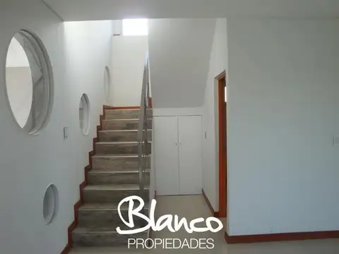 Casa  en Venta en Puertos del Lago - Vistas - Con Increíble Vista