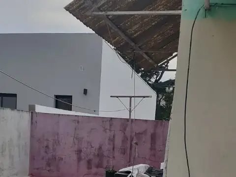 Depto Tipo Casa en Venta 50 años