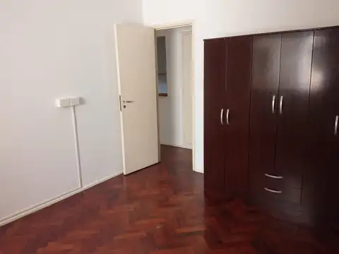 2 Ambientes en impecable ubicación.