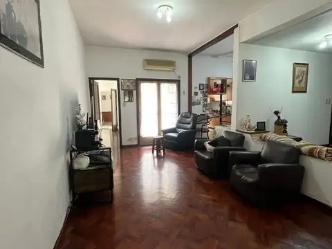 Departamento 5 ambientes con 3 baños