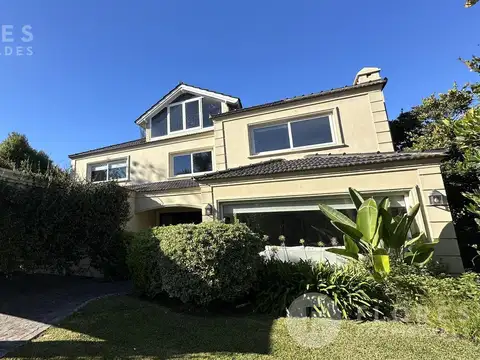 Casa en Venta, 8 ambientes, 5 dormitorios, 6 baños, Ayres de Pilar, Pilar