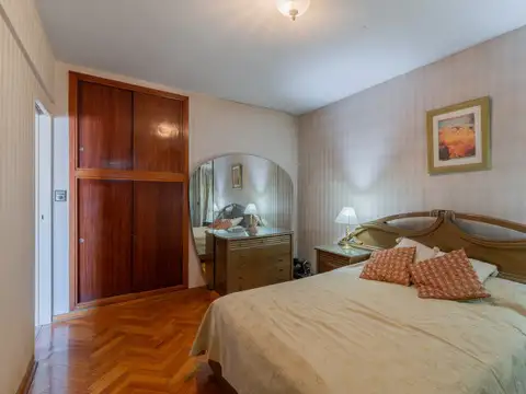 Departamento 4 ambientes con 3 baños