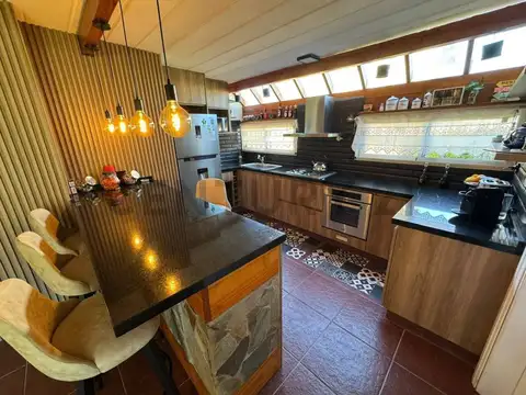 Casa en Venta en El Cazal, USD 220.000