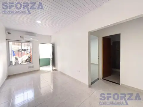 Depto Tipo Casa en Alquiler de 1 dormitorio