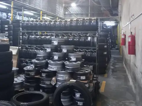 Galpon en Venta en Florida, USD 560.000