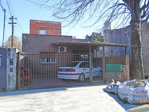 VENTA PH 4 AMBIENTES EN VILLA ADELINA