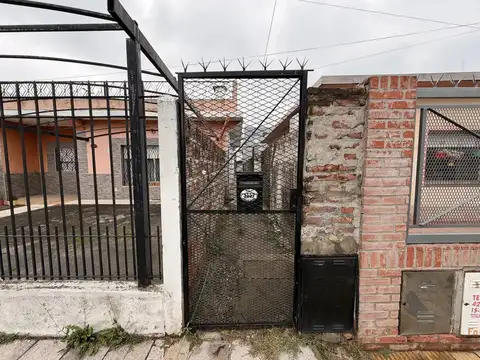 Calle 876 3300