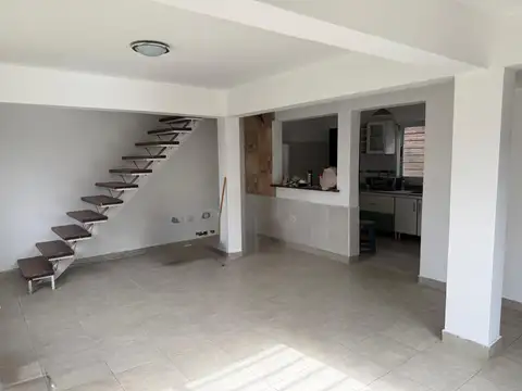Casa en Alquiler en Roldan, $ 850.000