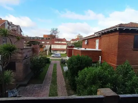 Paseo 127 100, Piso 1