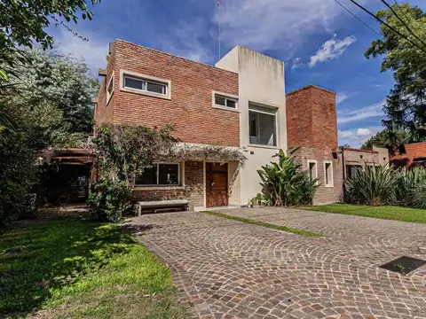Casa en Alquiler en Los Troncos, USD 1.800