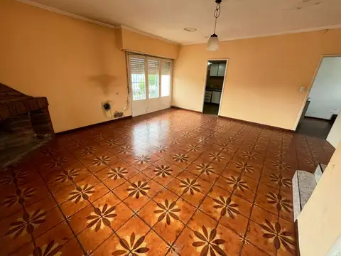 Depto Tipo Casa en Venta de 3 ambientes