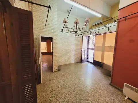 Local en Venta 50 años