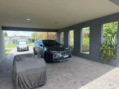 Casa en Alquiler en Haras Santa Maria, USD 4.000