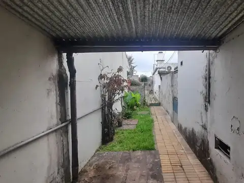 Depto Tipo Casa en Venta en Quilmes Oeste, USD 48.000