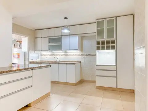 VENTA DEPTO 3 AMB BELGRANO COCHERA TERRAZA- BALCÓN