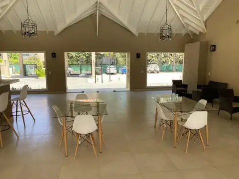 Departamento en Venta en Complejo Liquidambar, USD 170.000