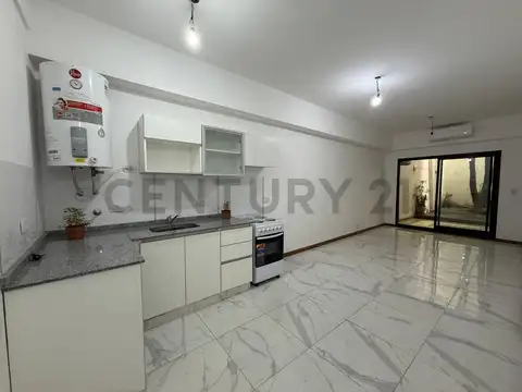 Sarmiento 3200, Piso 0