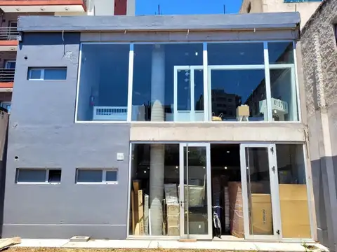 Local en Alquiler Via Pública