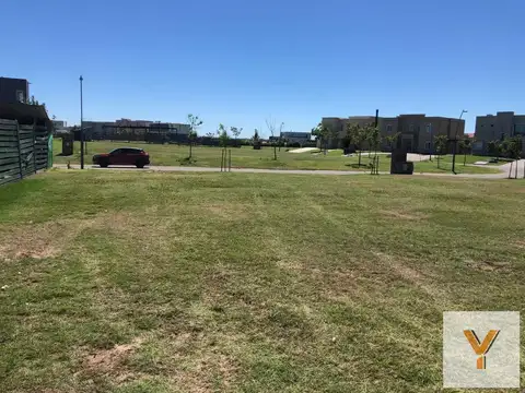 Terreno en venta - 757Mts2 - Ceibos, Escobar
