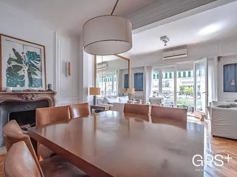 Edificio de gran categoría - PISO ALTO lleno de LUZ y SOL con AMPLIA terraza propia.