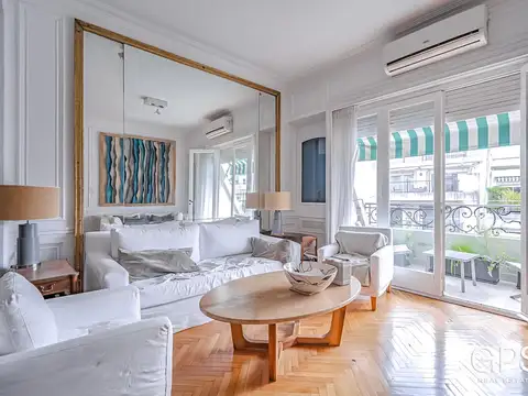 Edificio de gran categoría - PISO ALTO lleno de LUZ y SOL con AMPLIA terraza propia.
