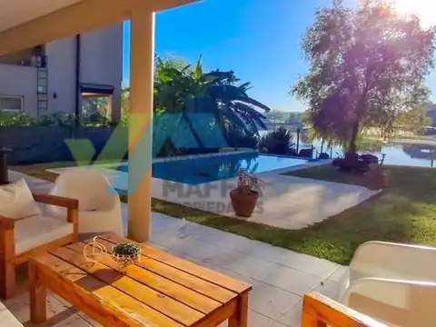Casa en Alquiler en El Cazal, USD 1.450
