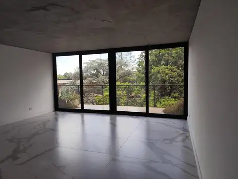 Oficina en Alquiler en Barrio Parque Leloir, $ 1.300.000