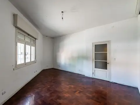 VENTA CASA 4 AMB C/GARAGE/TERRAZA VILLA PUEYRREDON