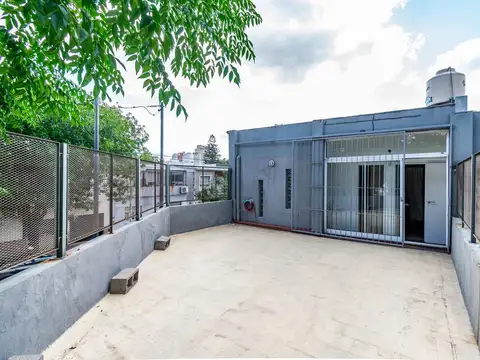 VENTA CASA 4 AMB C/GARAGE/TERRAZA VILLA PUEYRREDON