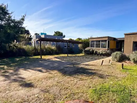 CASA VENTA COSTA ESMERALDA PILETA CLIMATIZADA RI