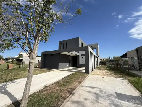 Casa en Venta en Pilar del Este - San Ramón, USD 195.000