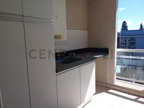 Departamento en Alquiler con 2 cocheras